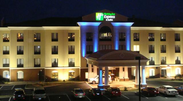 Holiday Inn Express Hotel & Suites Newport South By Ihg Dış mekan fotoğraf