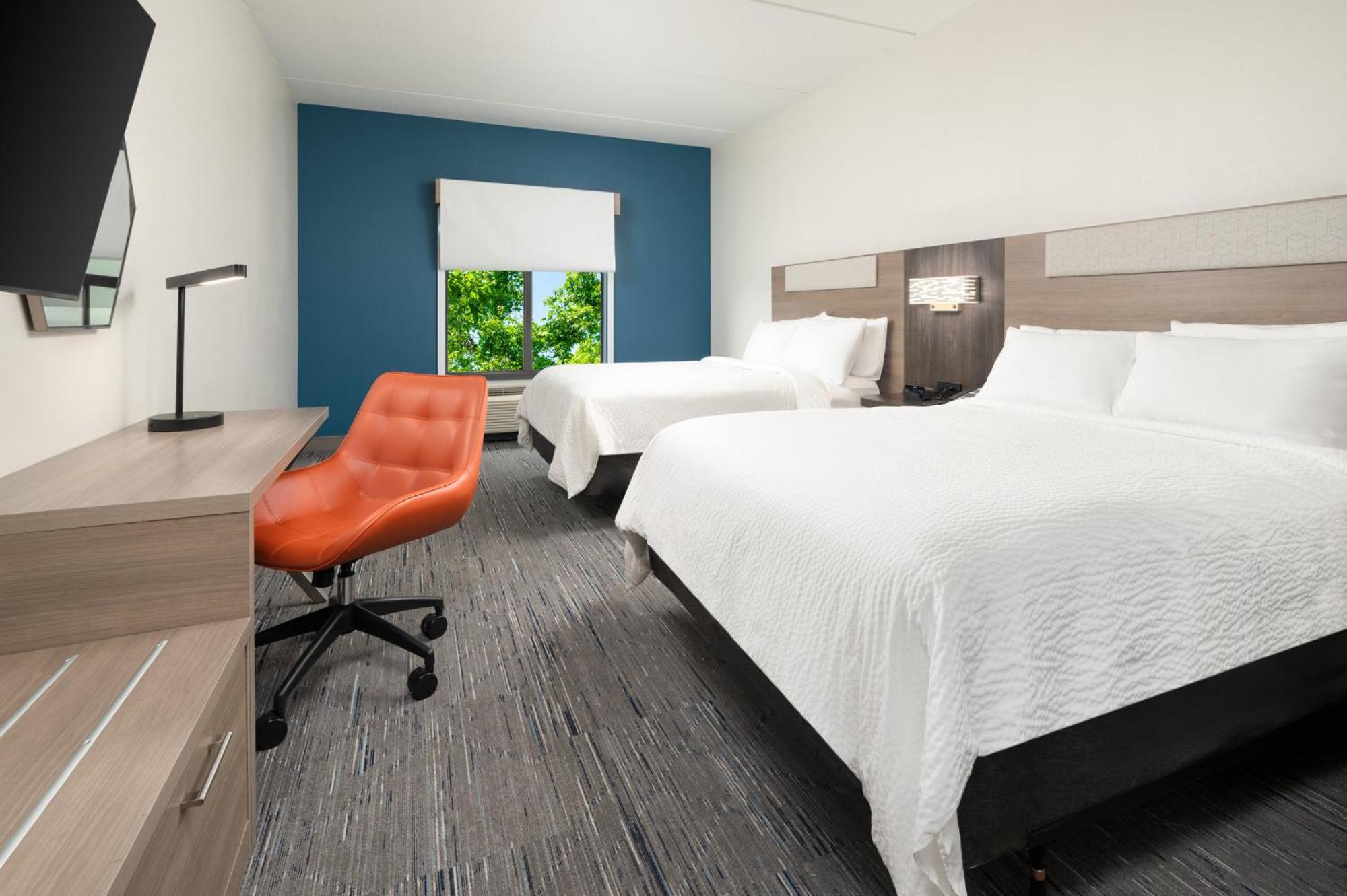 Holiday Inn Express Hotel & Suites Newport South By Ihg Dış mekan fotoğraf