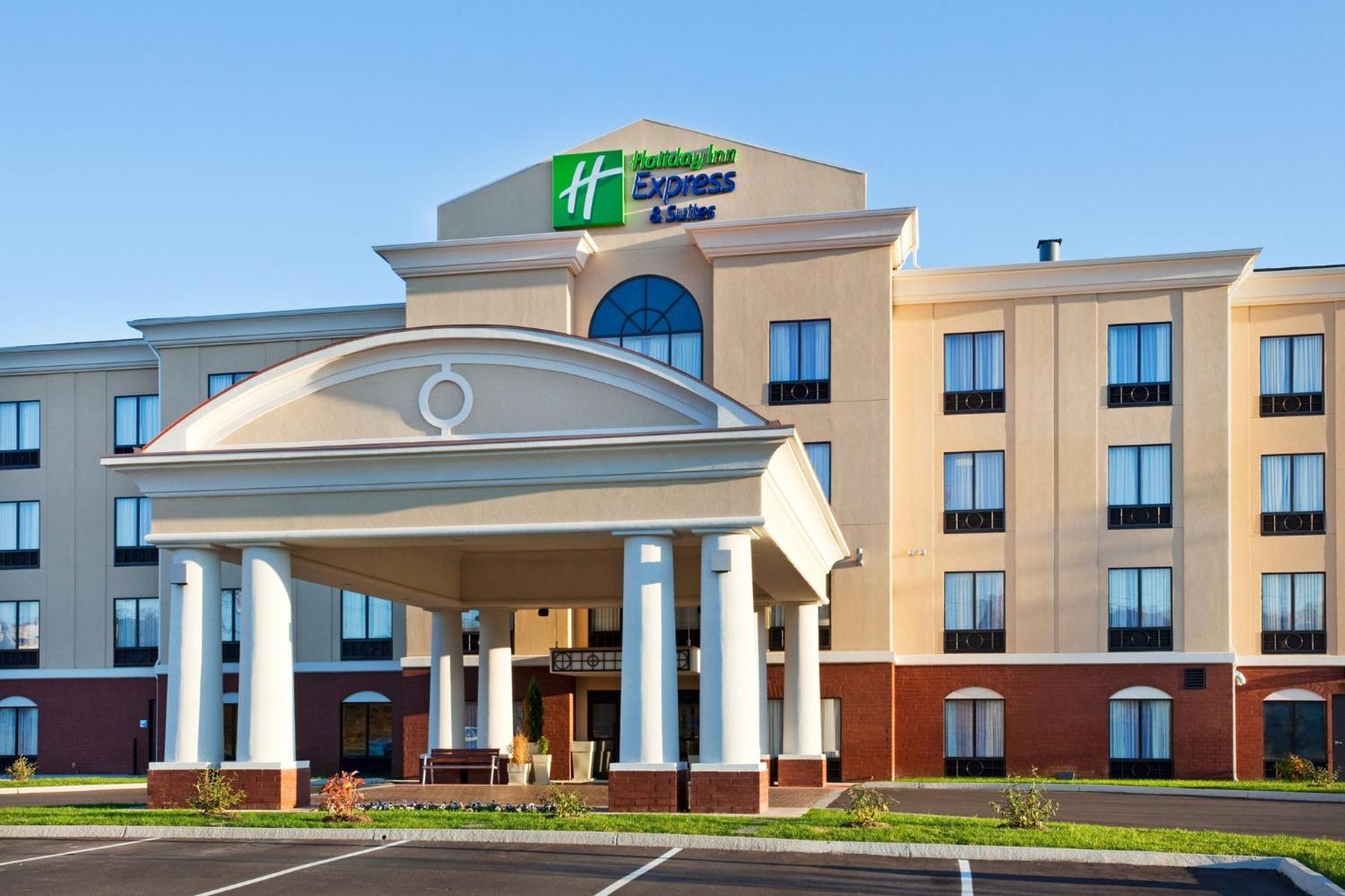 Holiday Inn Express Hotel & Suites Newport South By Ihg Dış mekan fotoğraf